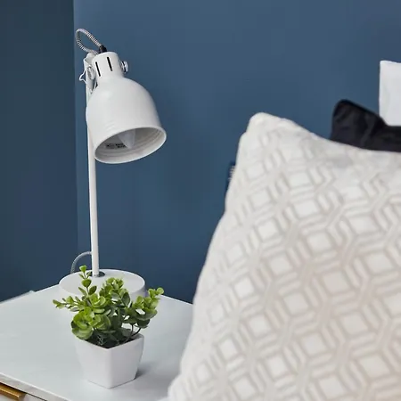 Apartment Stylish Large Duplex In Leeds - Sleeps 9 *